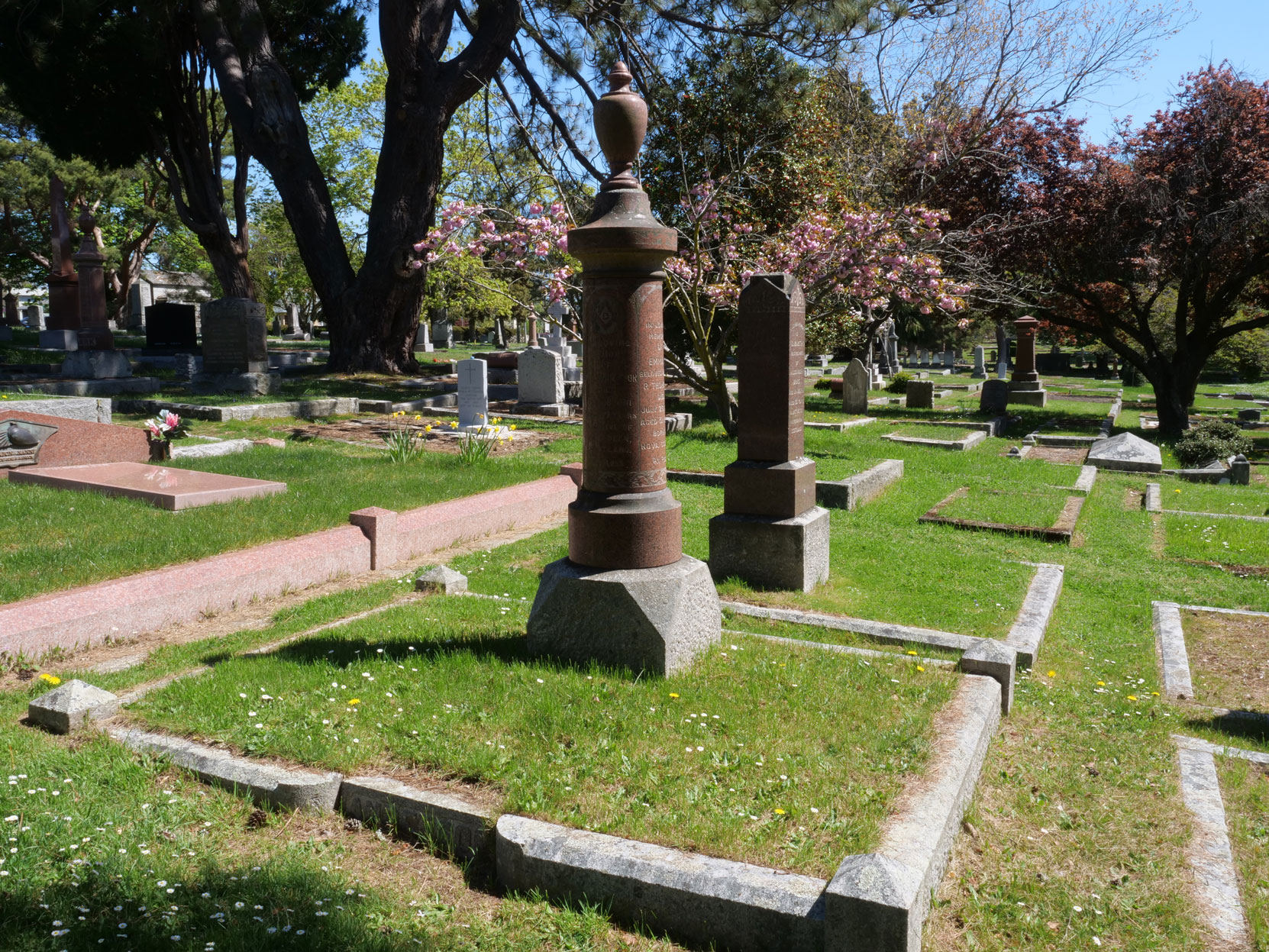 The grave of William Alexander Anderson in Ross Bay Cemetery [photo: Vancouver & Quadra Lodge No. 2 Historian]