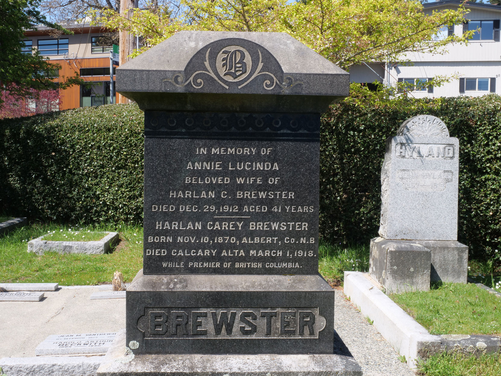 The grave of Harlan Cary Brewster in Ross Bay Cemetery [photo: Vancouver & Quadra Lodge No. 2 Historian]