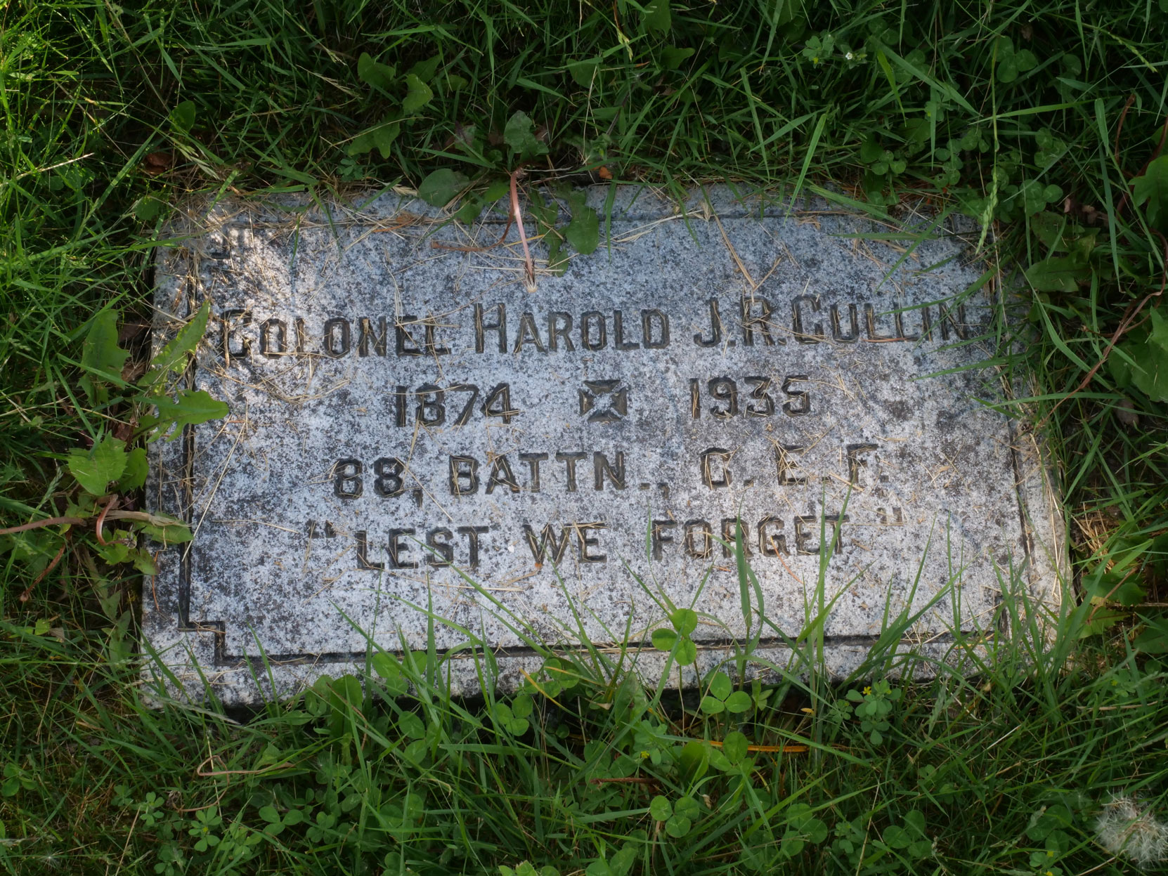 The grave of Harold Joseph Rous Cullin (1874-1935) in Royal Oak Burial Park, Saanich, B.C. [photo: Vancouver & Quadra Lodge No. 2 Historian]