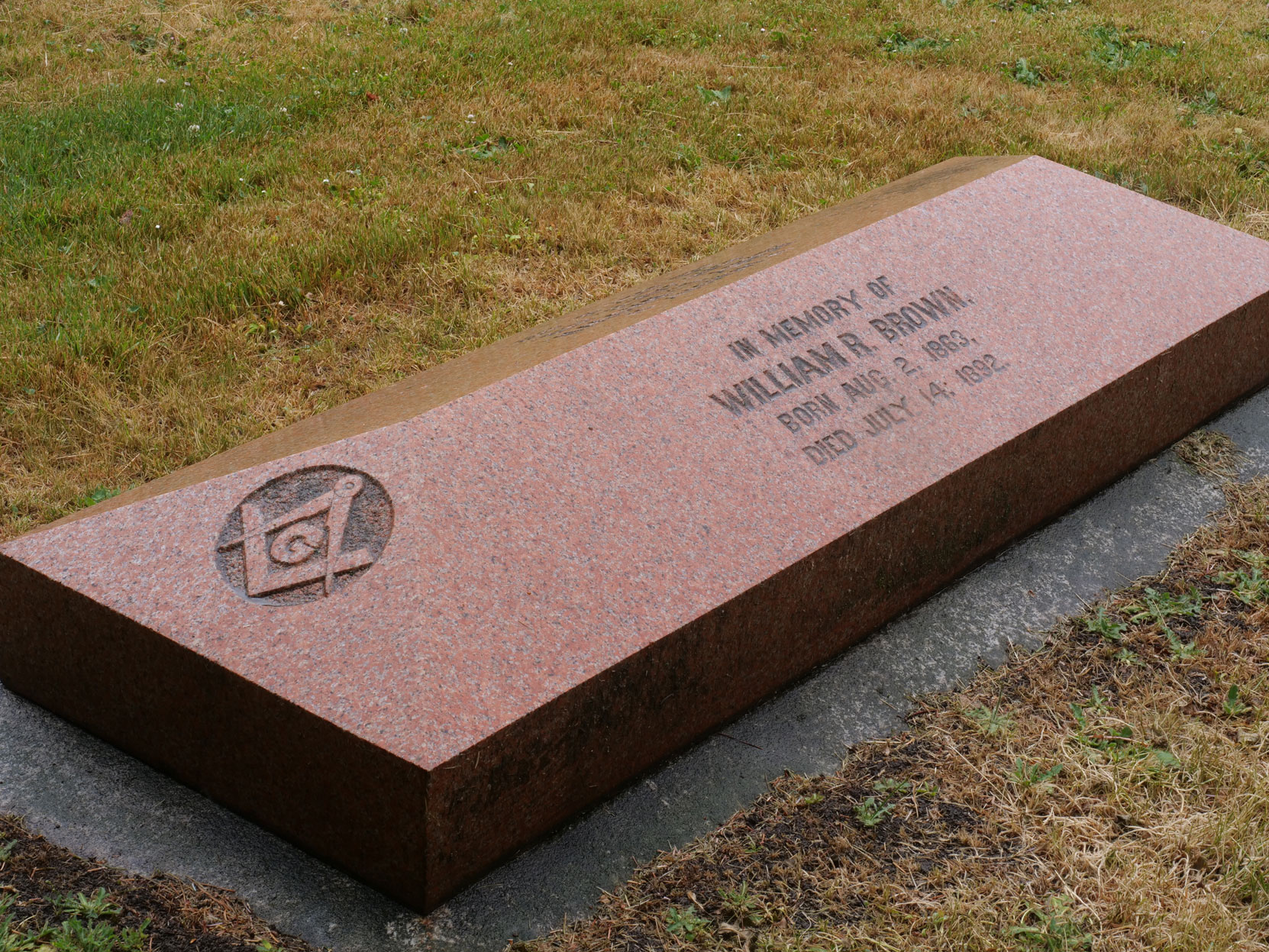 The grave of Henry Letson Brown & William Robie Brown, who died of smallpox during the smallpox outbreak of 1892. Ross Bay Cemetery, Victoria, B.C. [ photo: Vancouver & Quadra Lodge No. 2 Historian]