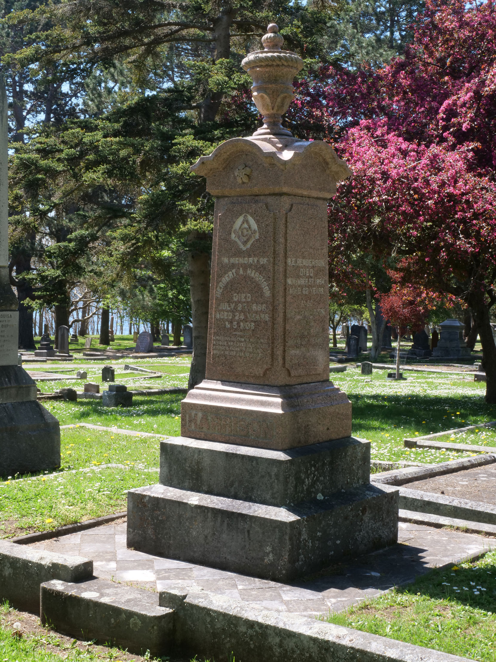 The grave of Herbert Abraham Harrison in Ross Bay Cemetery, Victoria, B.C. [photo: Vancouver & Quadra Lodge No. 2 Historian]