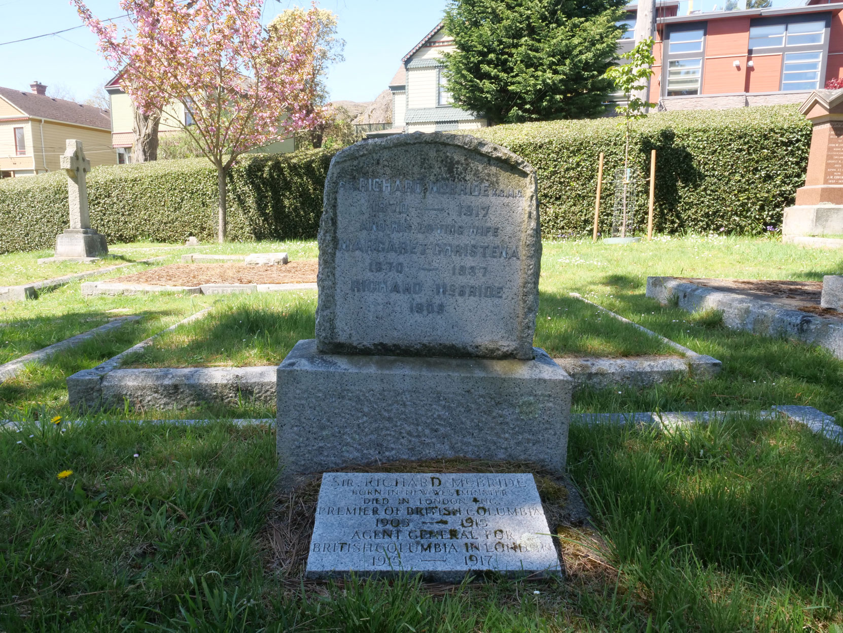 The grave of Sir Richard McBride in Ross Bay Cemetery, Victoria, B.C. [photo: Vancouver & Quadra Lodge No. 2 Historian]