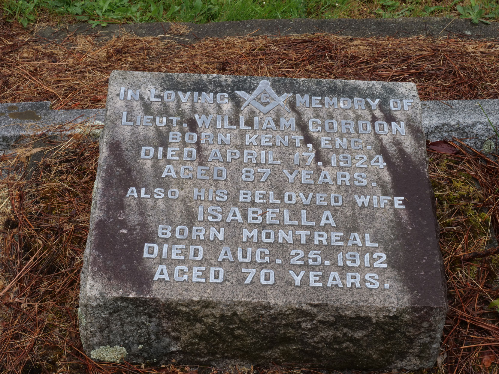 The grave of William Gordon (died 1924, aged 87) in Ross Bay Cemetery, Victoria, B.C. [photo: Vancouver & Quadra Lodge No. 2 Historian]