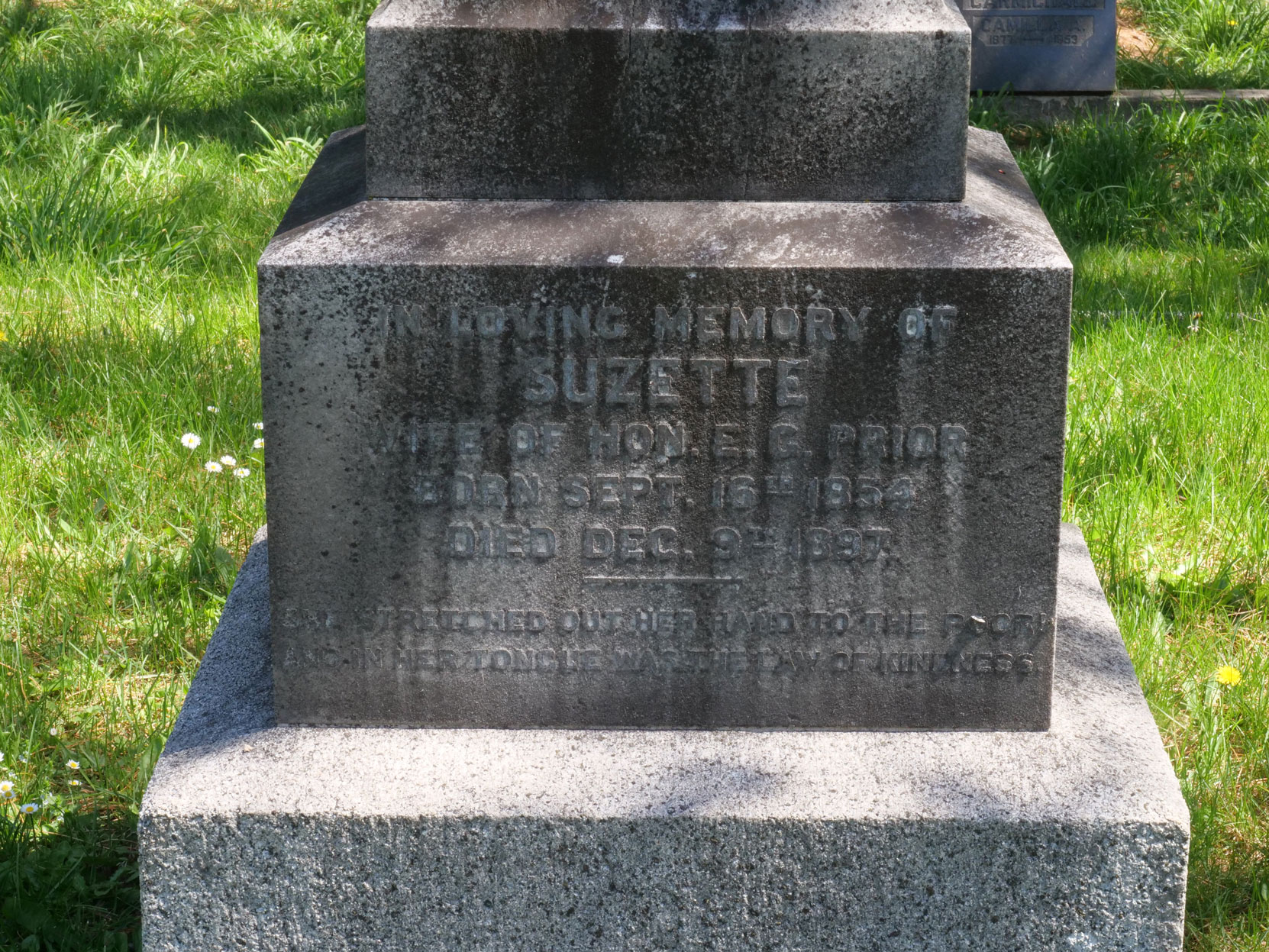 Inscription on the grave of Edward Gawlor Prior (1853-1920) and his wife Suzette in Ross Bay Cemetery, Victoria, B.C. [photo: Vancouver & Quadra Lodge No. 2 Historian]