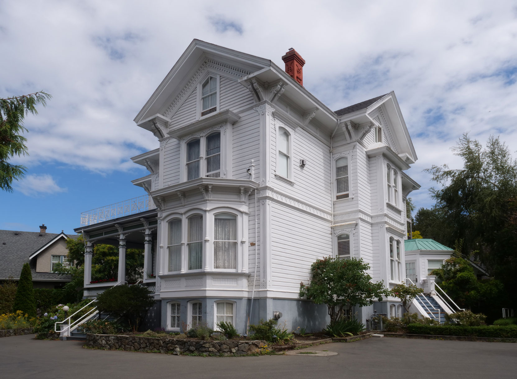 1501 Fort Street, built in 1885 for David William Higgins, a member of Victoria-Columbia Lodge No. 1 [photo: Vancouver & Quadra Lodge No.2 Historian]